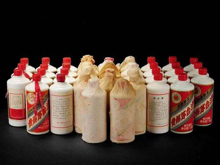 定远老酒回收上门哪里回收(附近上门回收茅台酒）?